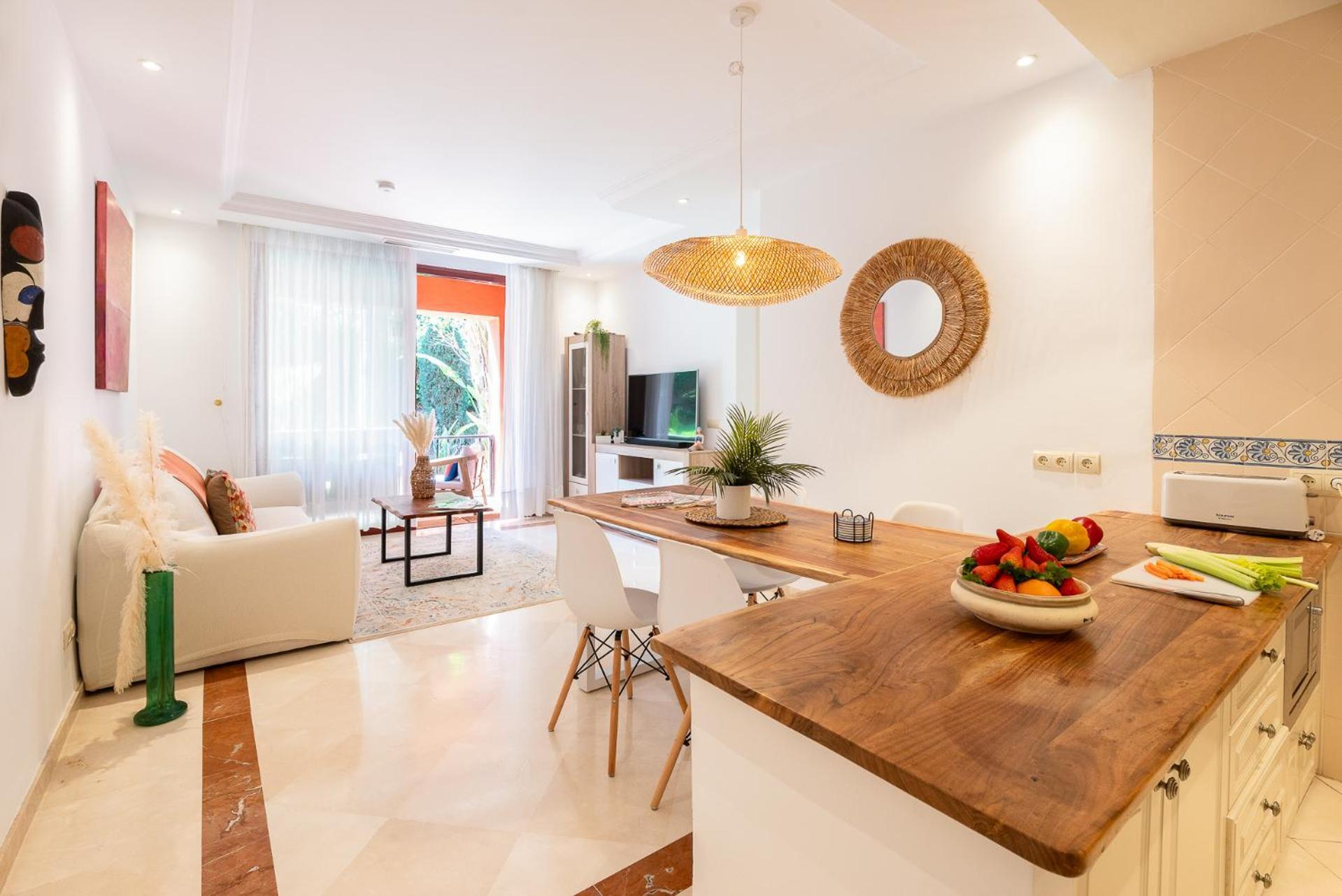 Oleholidays Jardines Don Carlos Junto Al Mar Apartment