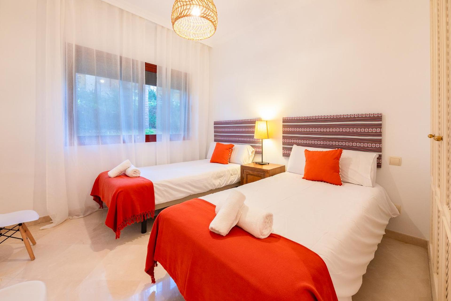 Apartment Oleholidays Jardines Don Carlos Junto Al Mar Marbella