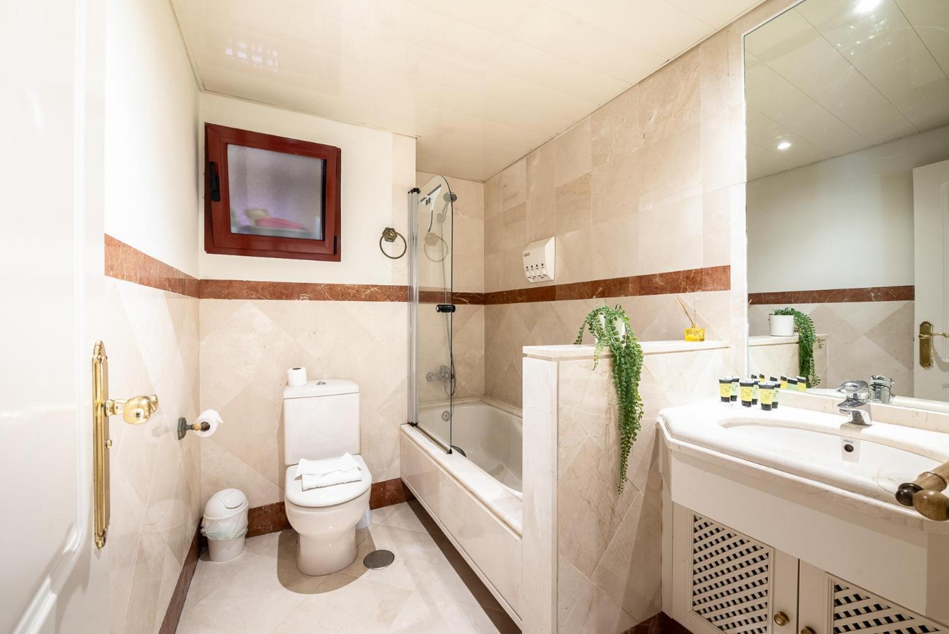 Apartment Oleholidays Jardines Don Carlos Junto Al Mar Marbella